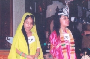 students-performing-drama